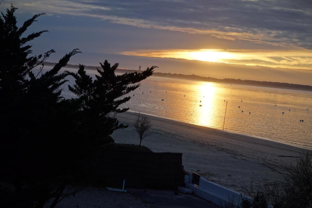 Appartement Arcachon Perreire Premiere Ligne Les Pieds Dans L Eau Vue Magnifique Sur Le Bassin Exterior foto