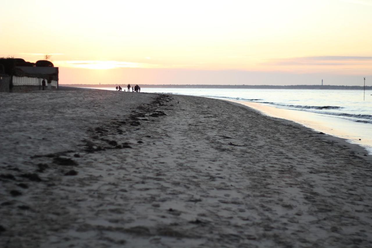 Appartement Arcachon Perreire Premiere Ligne Les Pieds Dans L Eau Vue Magnifique Sur Le Bassin Exterior foto