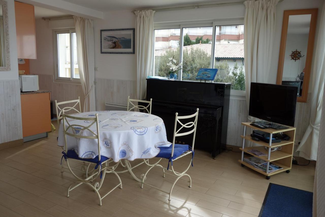 Appartement Arcachon Perreire Premiere Ligne Les Pieds Dans L Eau Vue Magnifique Sur Le Bassin Exterior foto